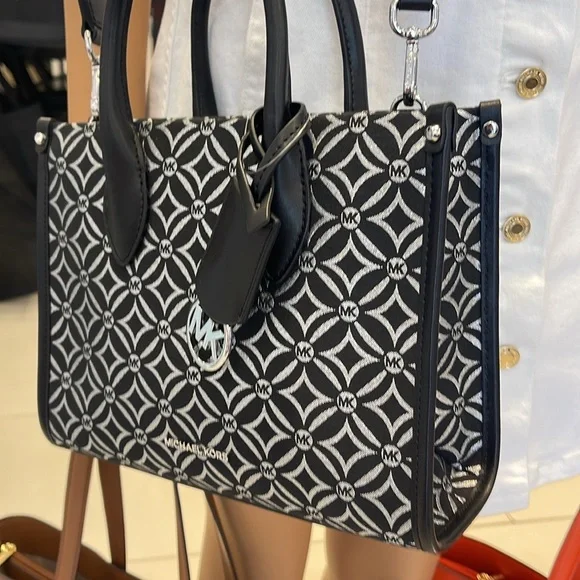 Michael Kors Mirella Small Metallic Logo Jacquard Crossbody Bag Black/Silver 
NW - Picture 4 of 16